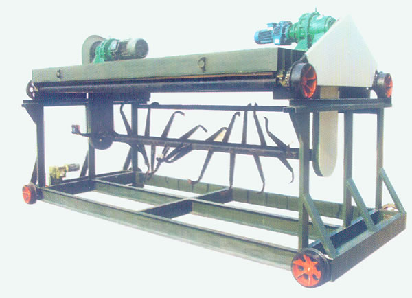 有機(jī)肥翻堆機(jī) 有機(jī)肥翻堆機(jī)